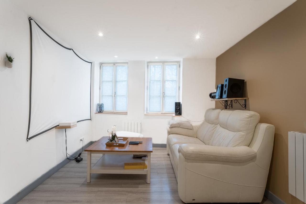 Appartement Spa Privatif Et Cinema Centre Ville メス エクステリア 写真